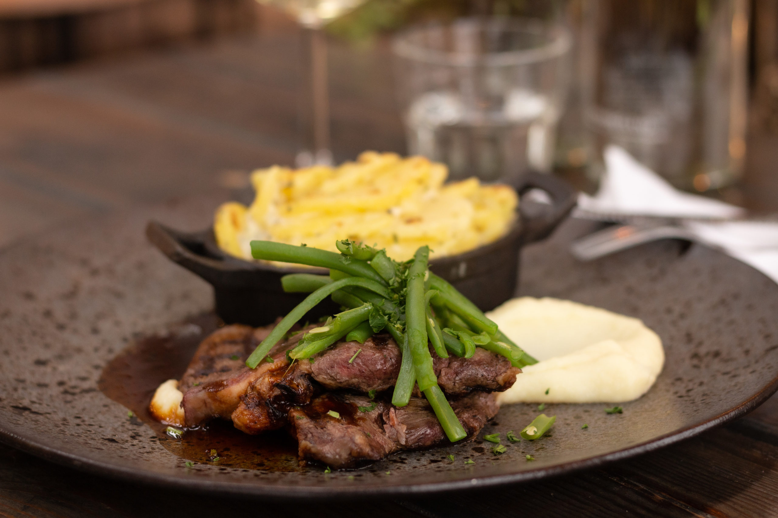 08.12.2021 | Rib-Eye met aardappelgratin (Fles&Mes)