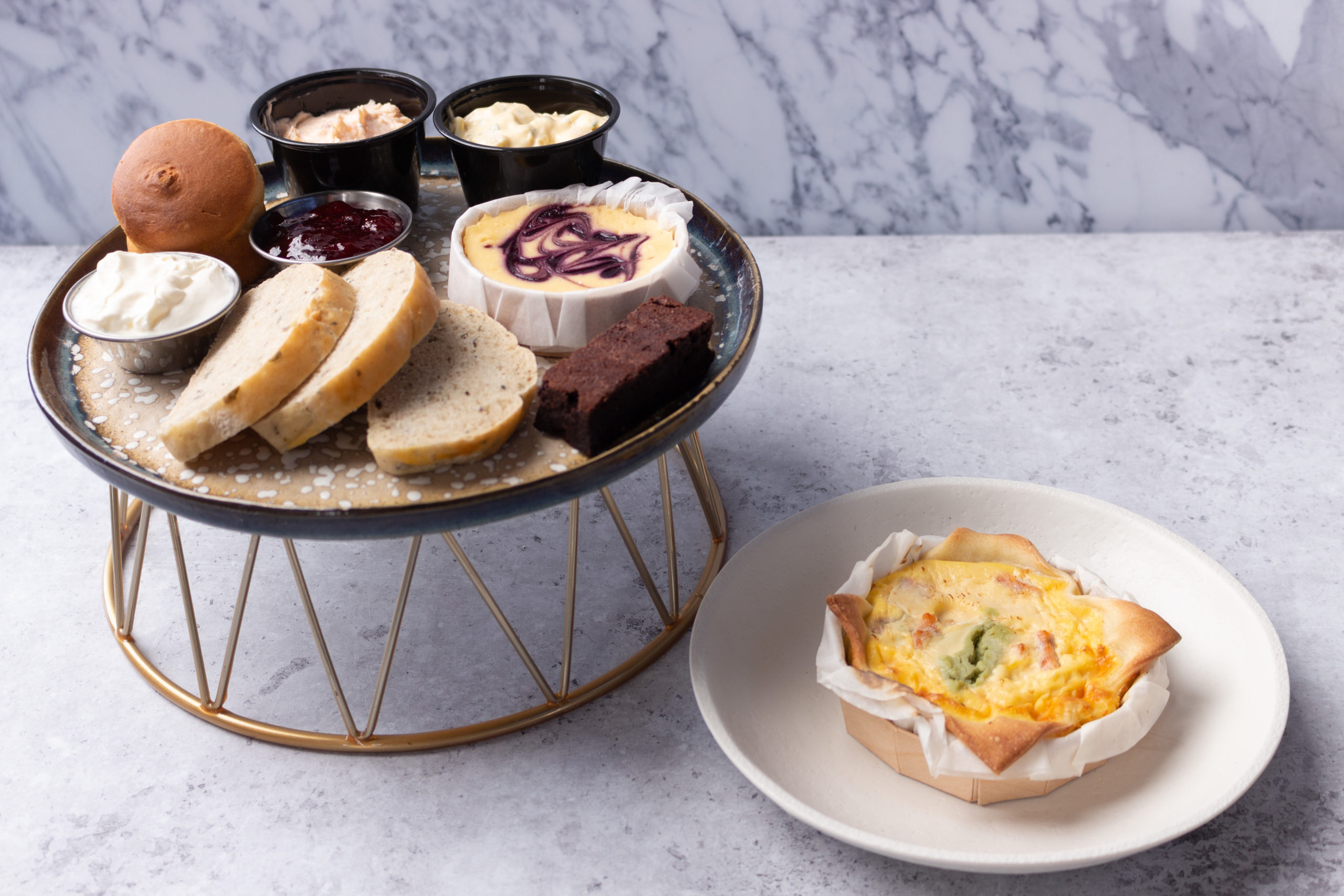 High Tea voor 1 zonder Cava 04.03.2021 (Fles&Mes)