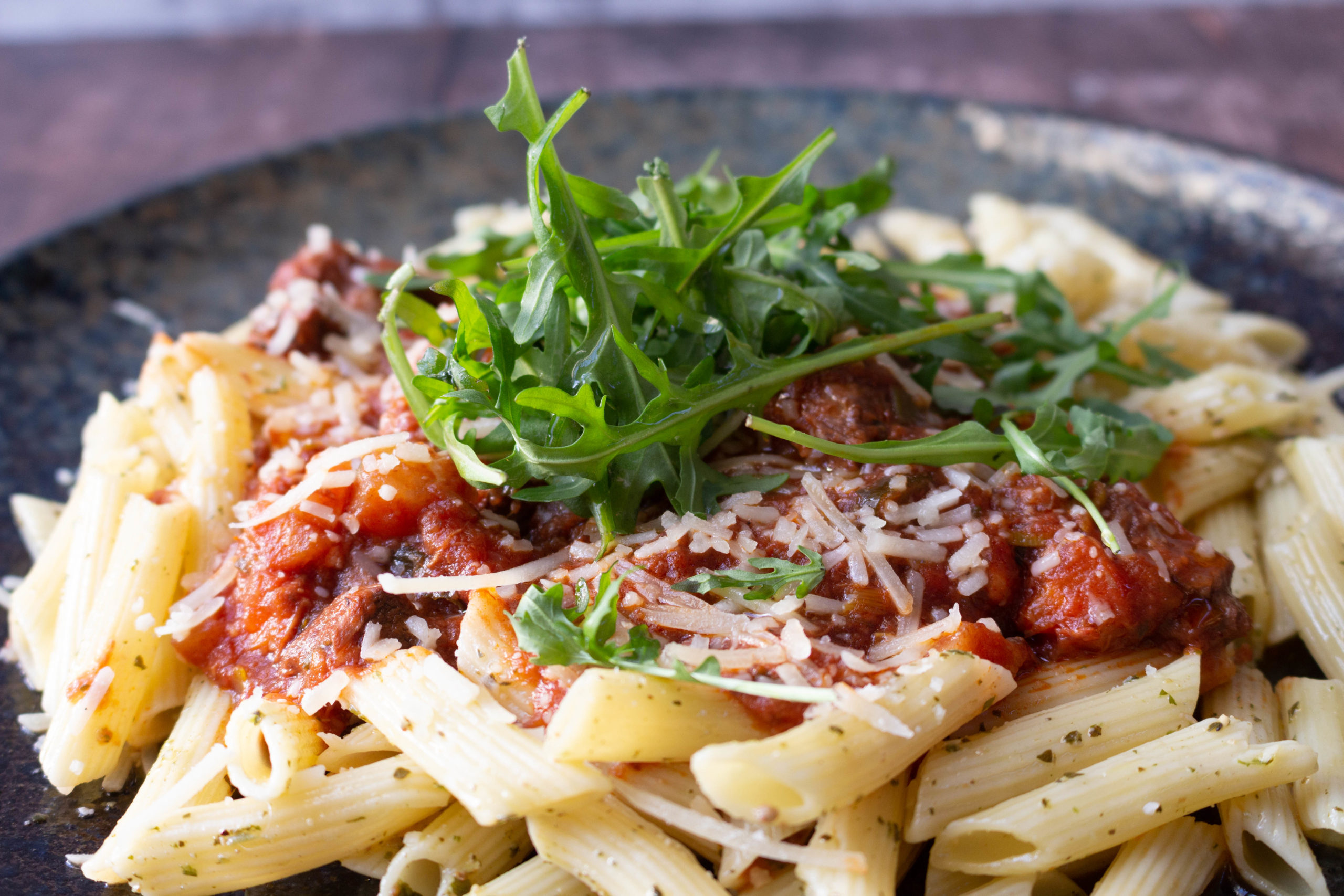 Pasta met spezzatino saus 02 2021 (Fles&Mes)_